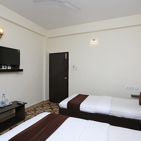 Oyo Stellar Resort Bhubaneswar Extérieur photo