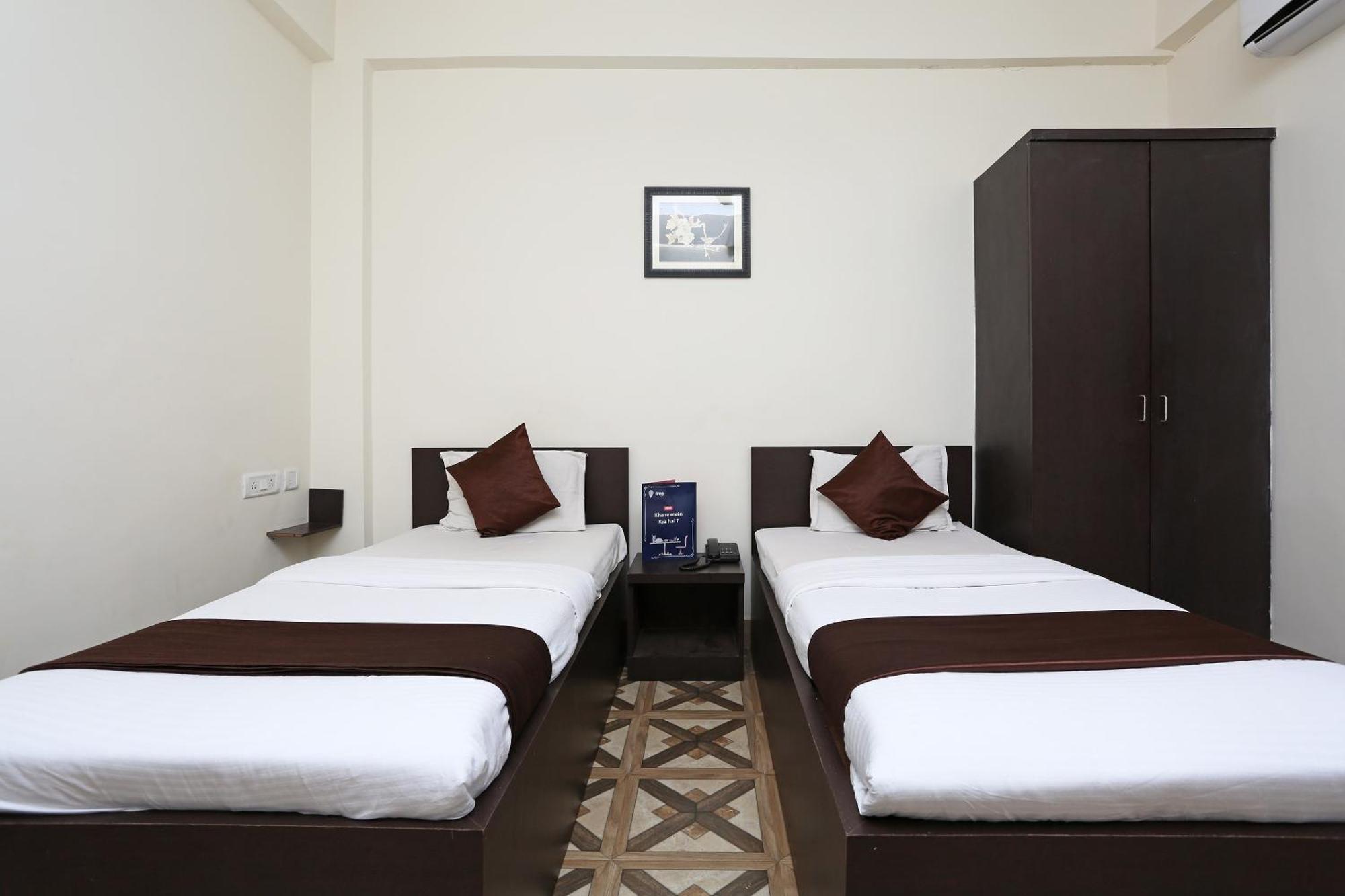 Oyo Stellar Resort Bhubaneswar Extérieur photo