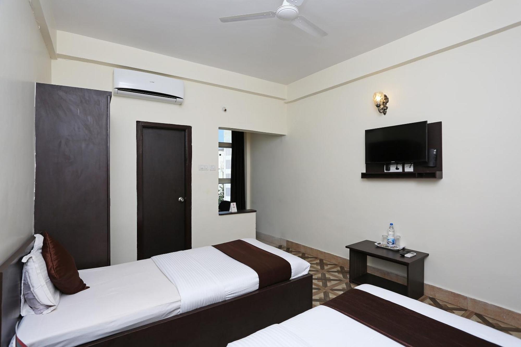 Oyo Stellar Resort Bhubaneswar Extérieur photo