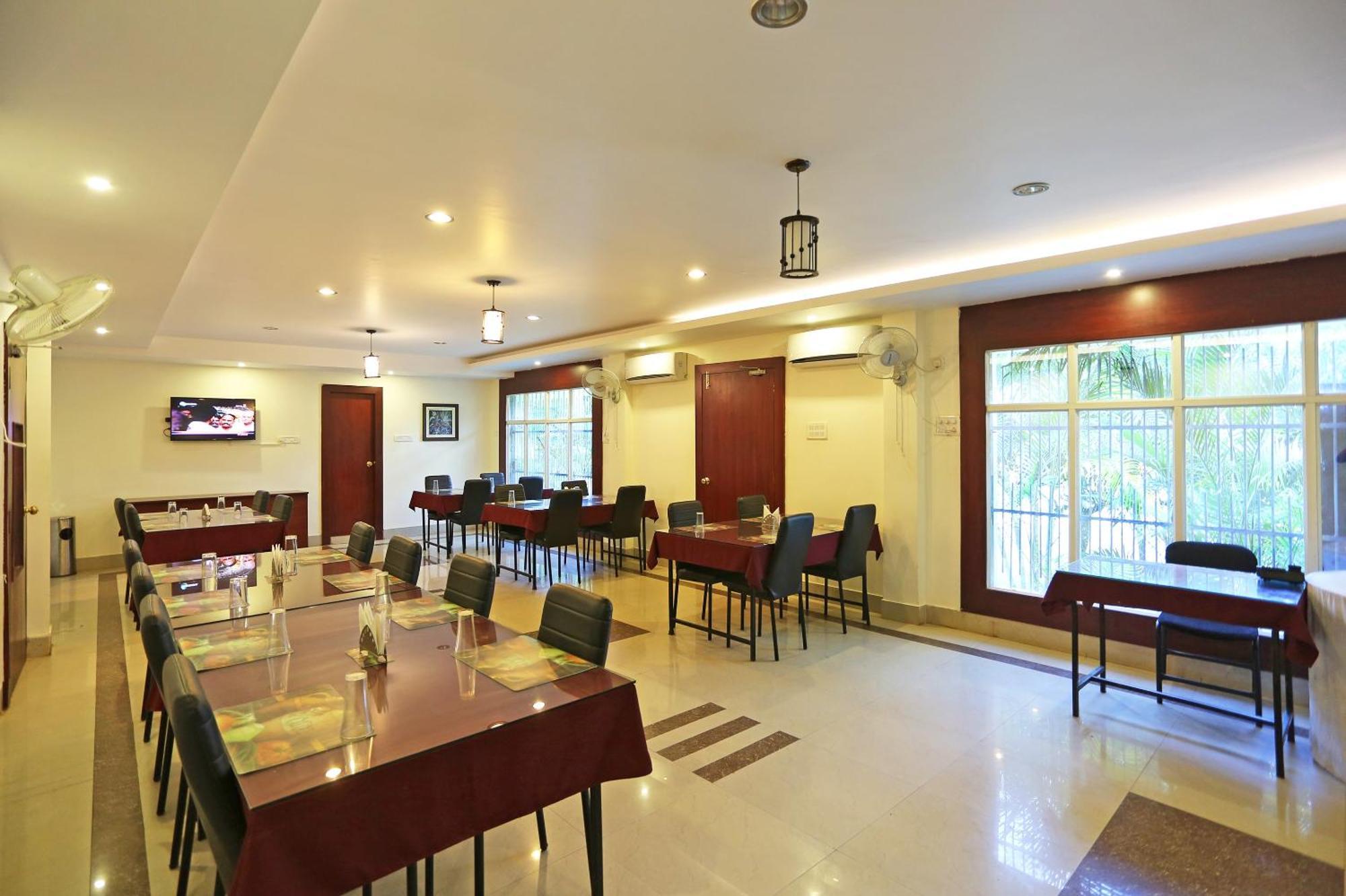 Oyo Stellar Resort Bhubaneswar Extérieur photo